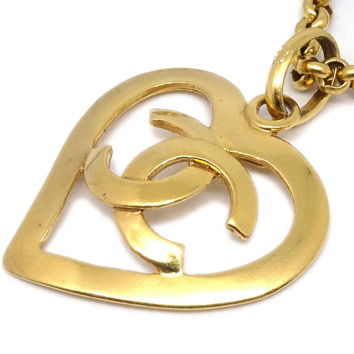 Chanel 1995 Gold CC Heart Cutout Pendant Necklace - Image 2