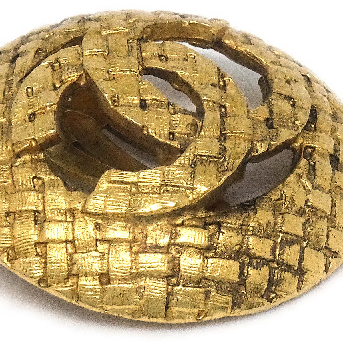 CHANEL 1994 Woven CC Cutout Earrings Gold Clip-On 2889 - Image 2