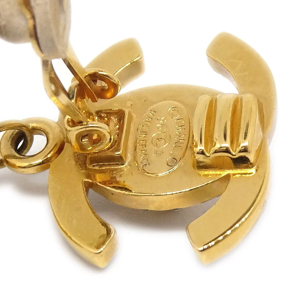 CHANEL 1996 Cristal & Faux Pearl CC Turnlock Earrings - Image 4