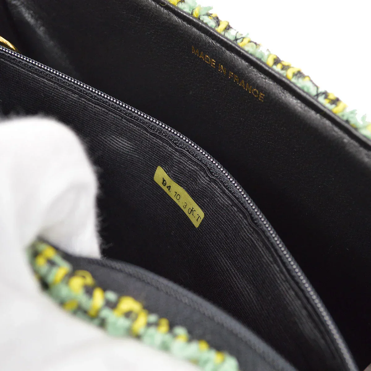 CHANEL * 1994 Classic Flap Handbag Medium Green Tweed - Image 10