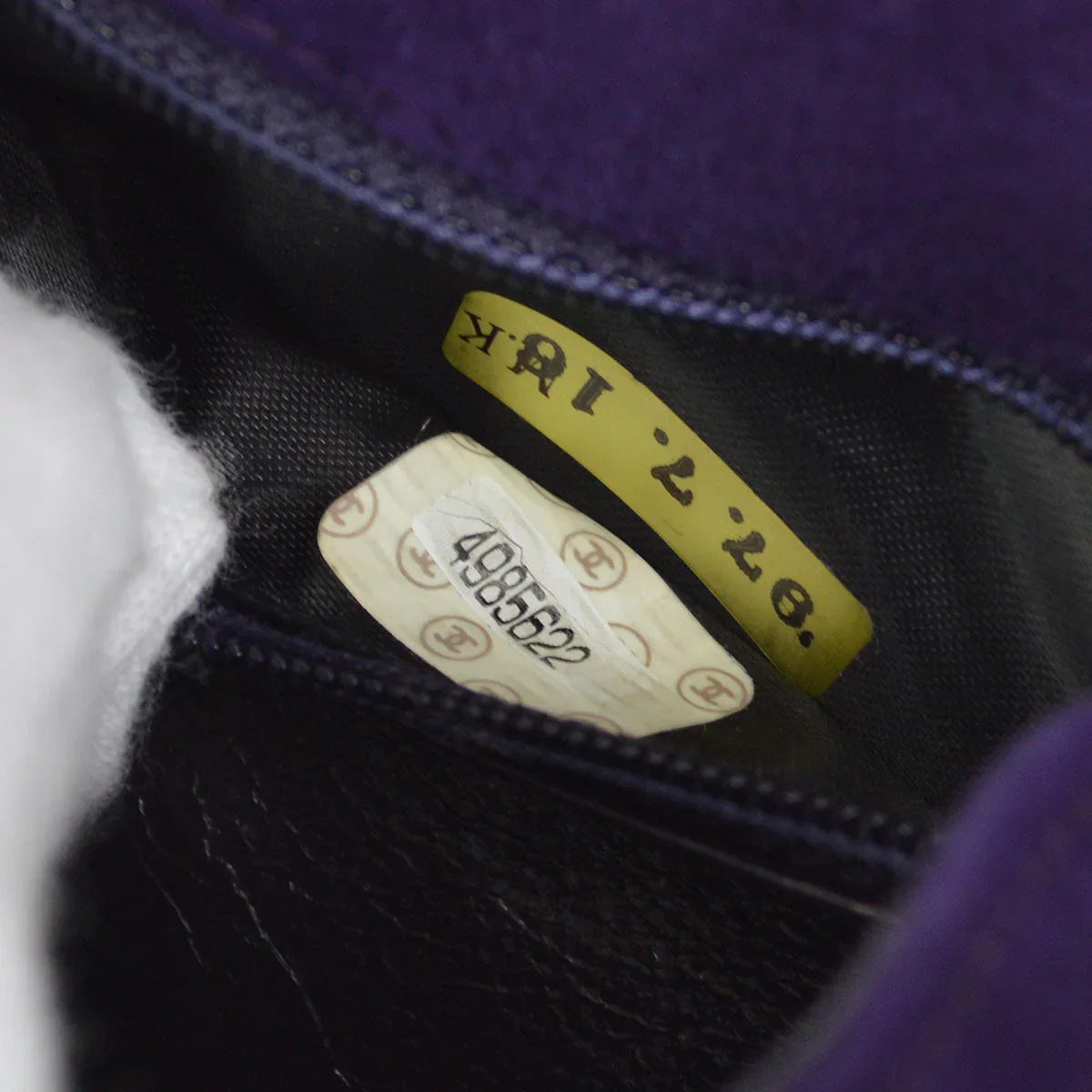 CHANEL * 1996-1997 Handbag Purple Suede - Image 11