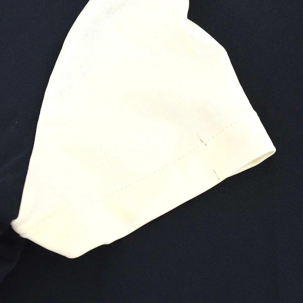 Chanel 1996 Cruise CC Cropped T-shirt #42 - Image 10