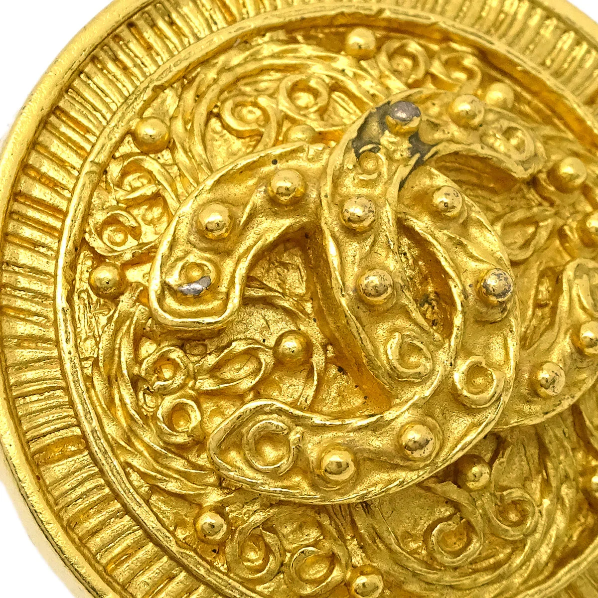 Chanel 1994 Filigree Earrings Clip-On Large - Image 3