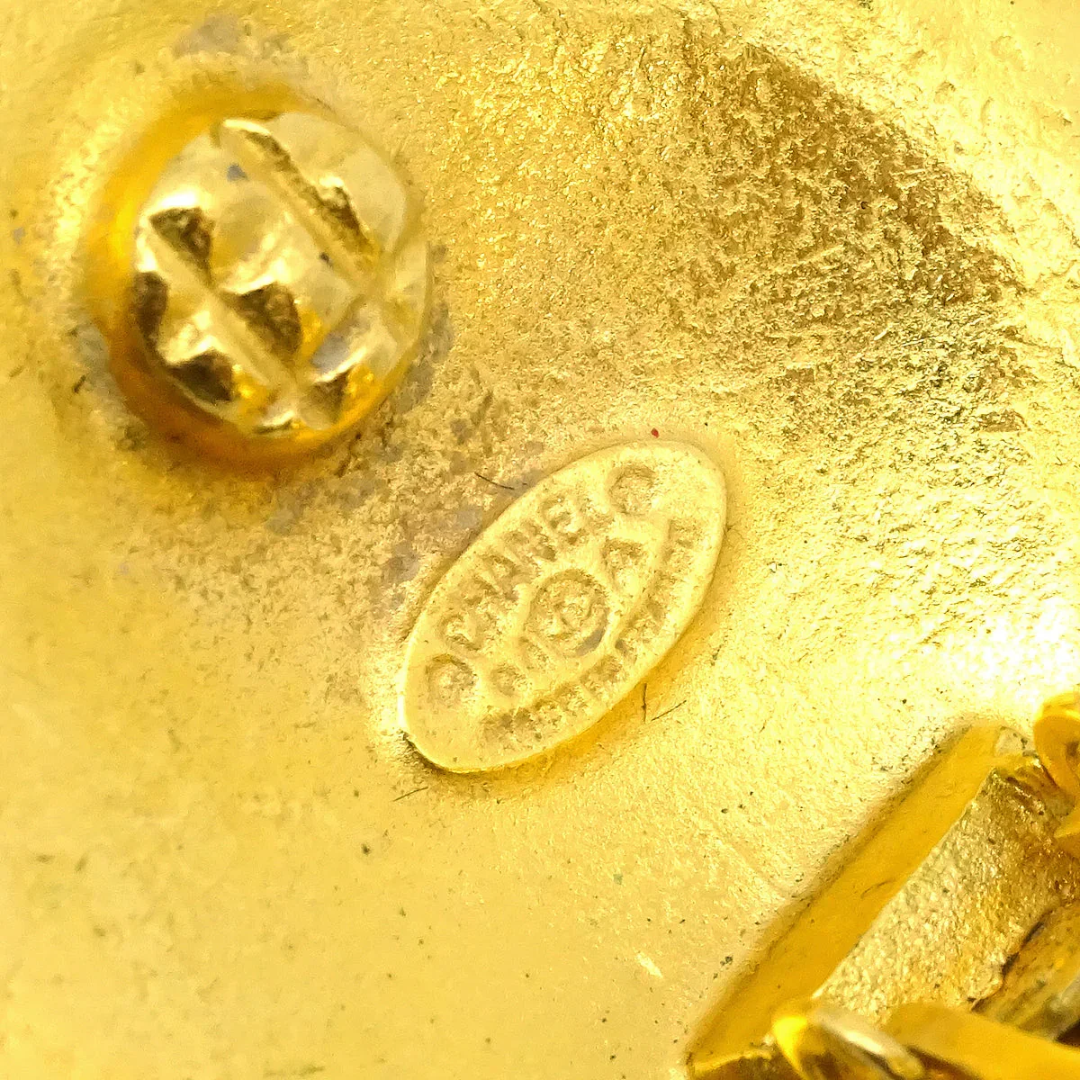 Chanel 1994 Filigree Earrings Clip-On Large - Image 4