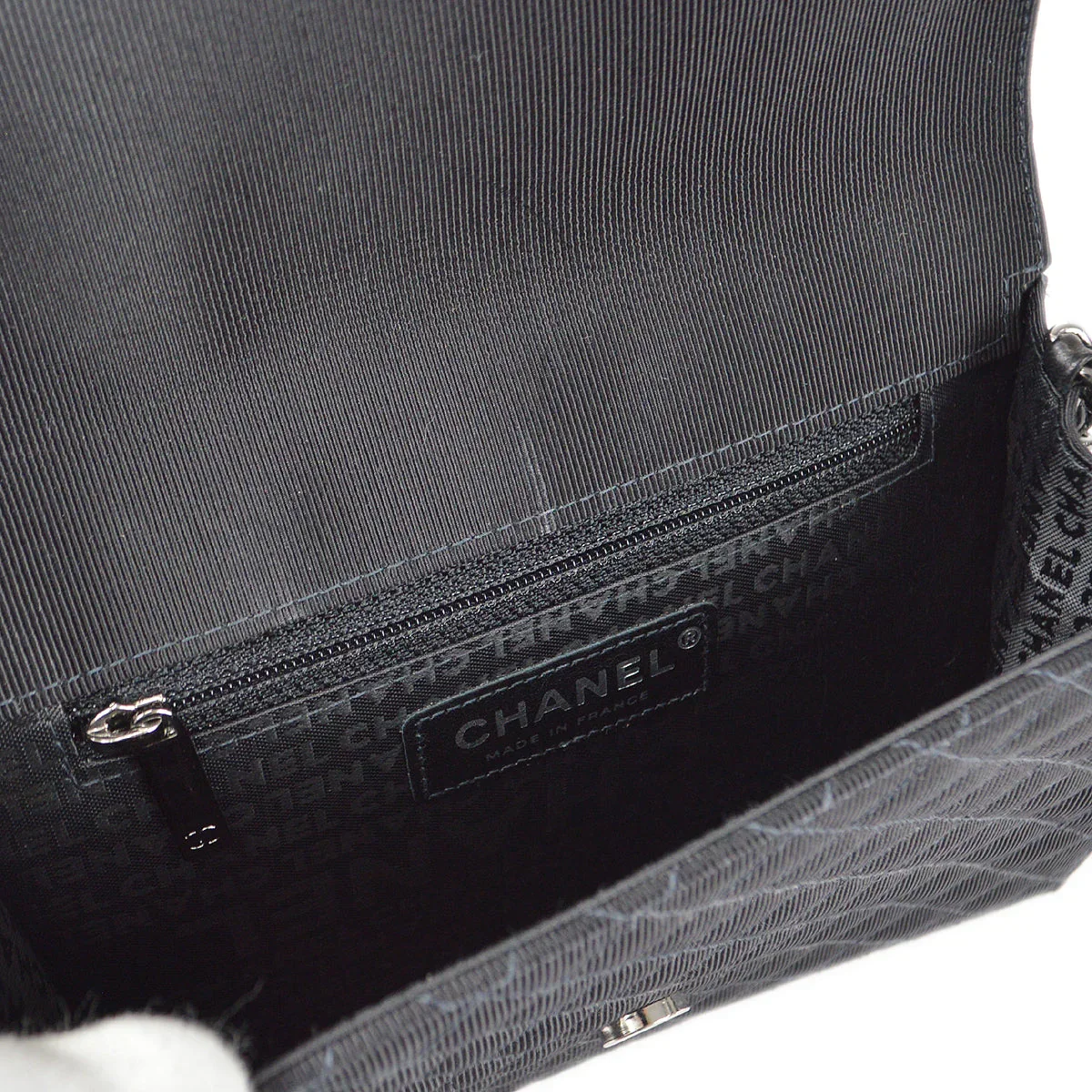Chanel * 2004-2005 Emblem Chain Shoulder Bag Black - Image 8