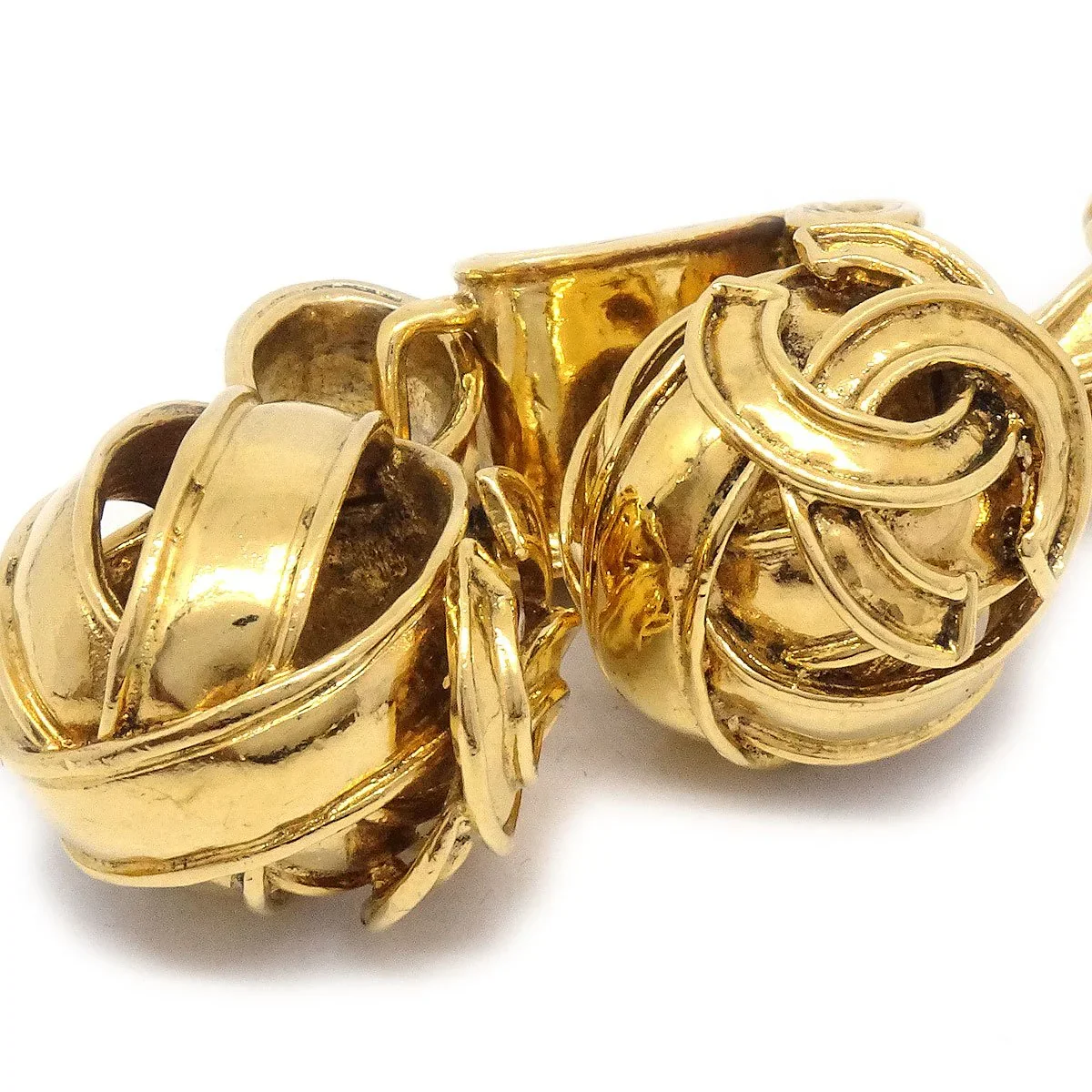 Chanel 1994 Dangling Clip-On Earrings Gold - Image 3