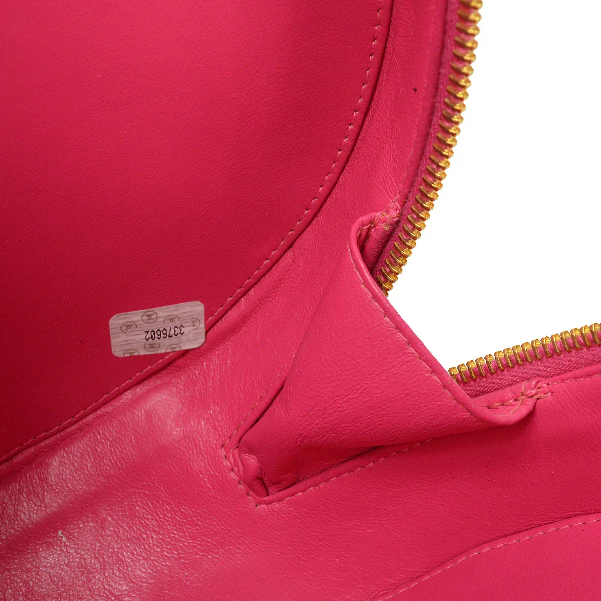 Chanel 1994-1996 Round Vanity Handbag Pink - Image 10
