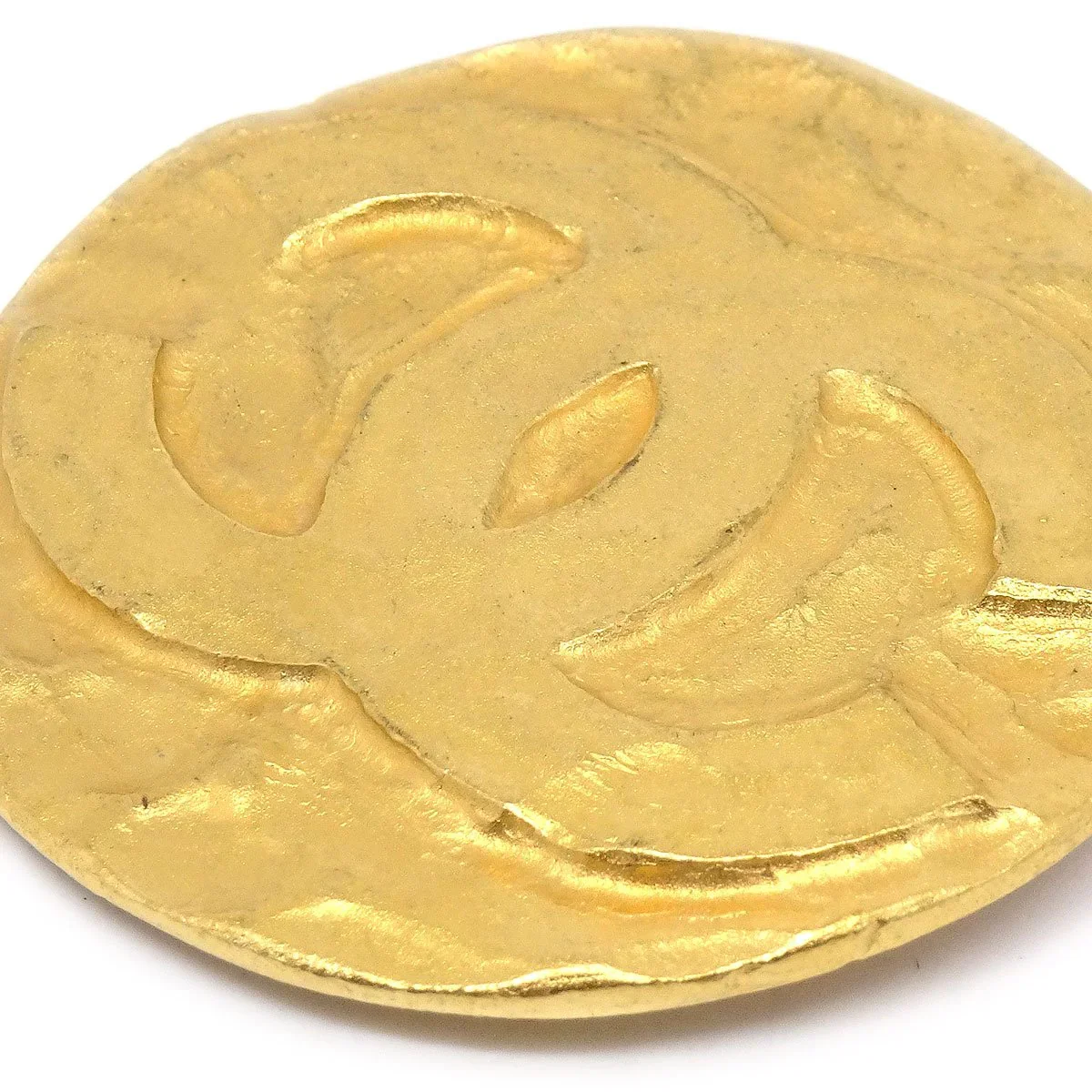 CHANEL Medallion Brooch Gold 94P - Image 3