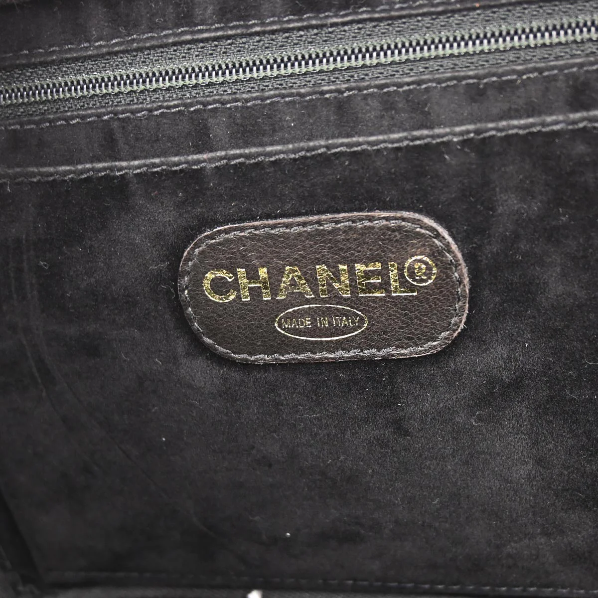 Chanel 1996-1997 Black Patent Leather Vanity 2way Shoulder Handbag - Image 9