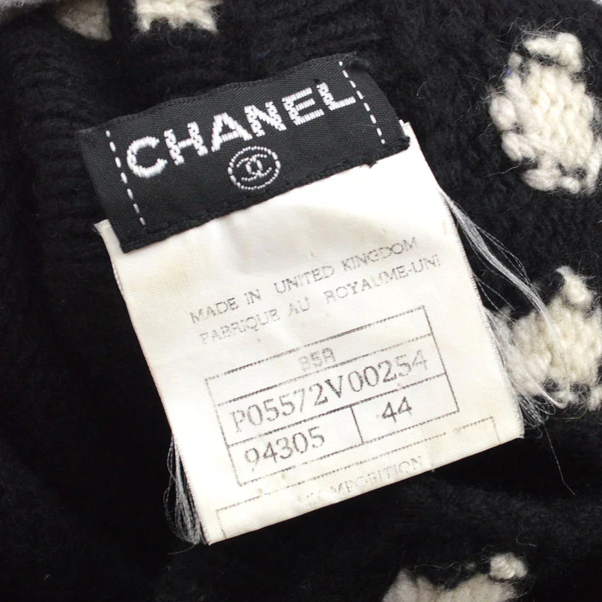 CHANEL 1995 Fall intarsia knit jumper #44 - Image 10