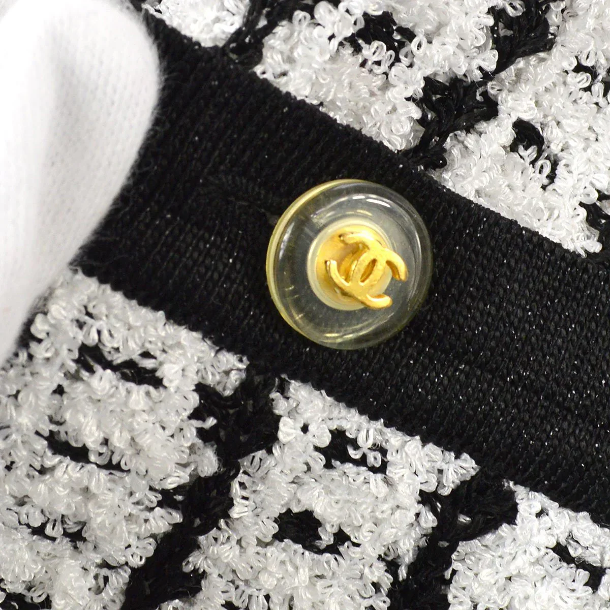 CHANEL 1997 Interlocking V-neck vest #42 - Image 5