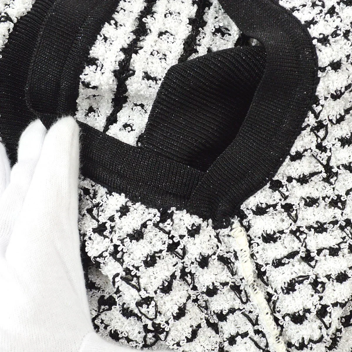 CHANEL 1997 Interlocking V-neck vest #42 - Image 8