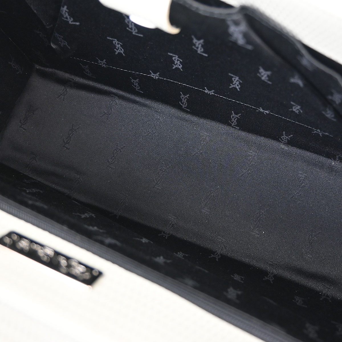 Yves Saint Laurent * Gray Shoulder Bag - Image 7