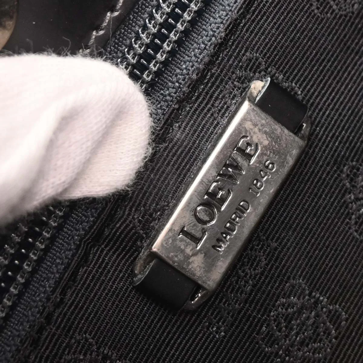 Loewe Black Leather Tote 2way Shoulder Handbag - Image 9