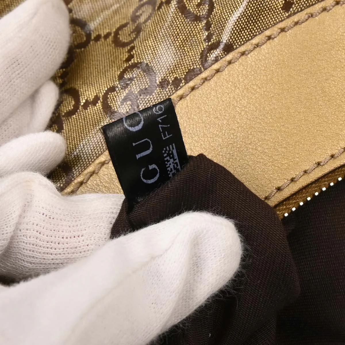 Gucci Gold PVC GG Hobo Abbey D Ring Handbag - Image 10
