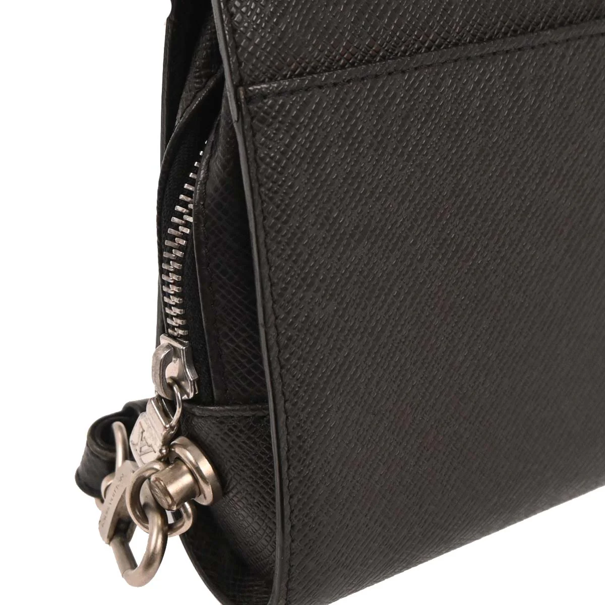 Louis Vuitton Black Taiga Baikal Clutch Handbag M30182 - Image 3