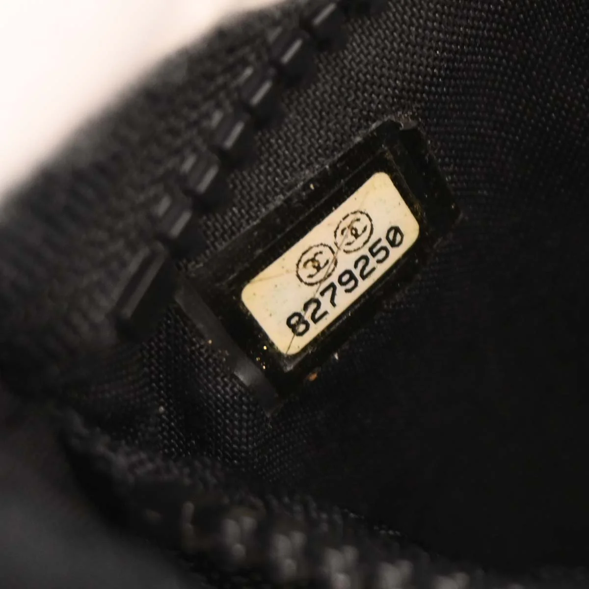 Chanel 2003-2004 Black White New Travel Line Crossbody Bag - Image 10