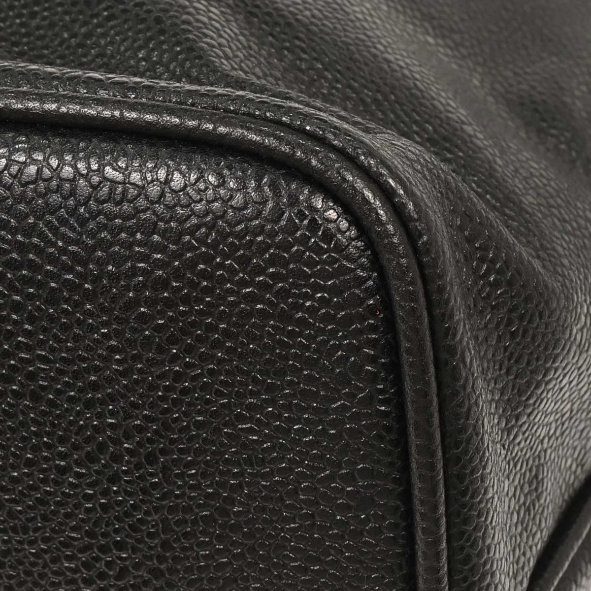 Chanel 1989-1991 Black Calfskin Drawstring Shoulder Bag - Image 5