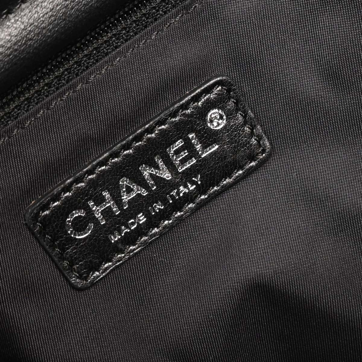 Chanel 2006-2008 Black Calfskin Canvas Shoulder Bag - Image 9