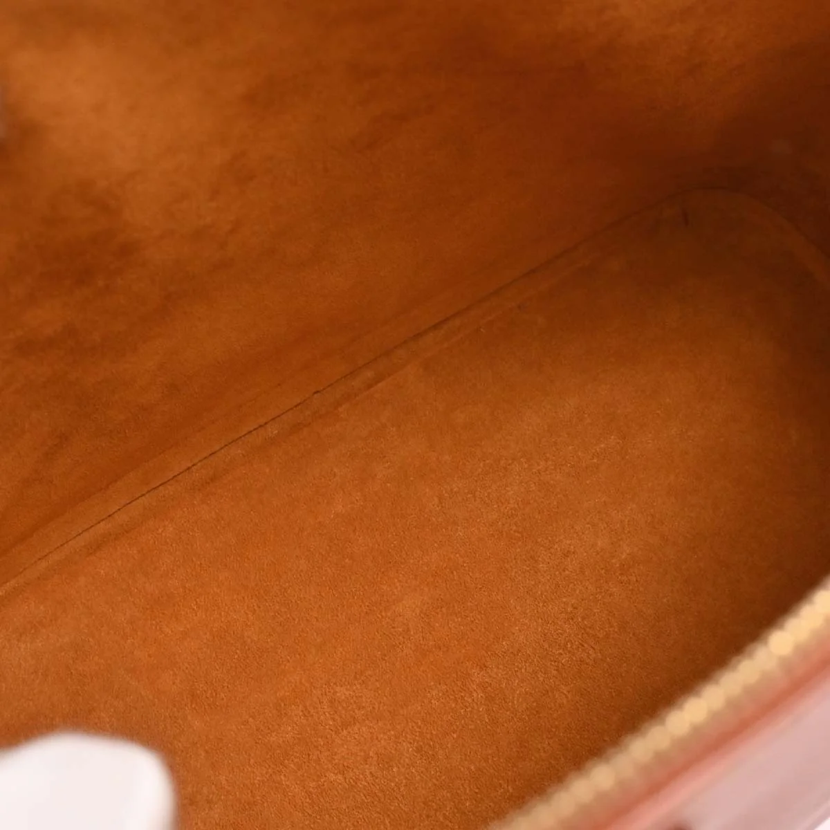Louis Vuitton Brown Epi Alma Handbag M52143 - Image 7