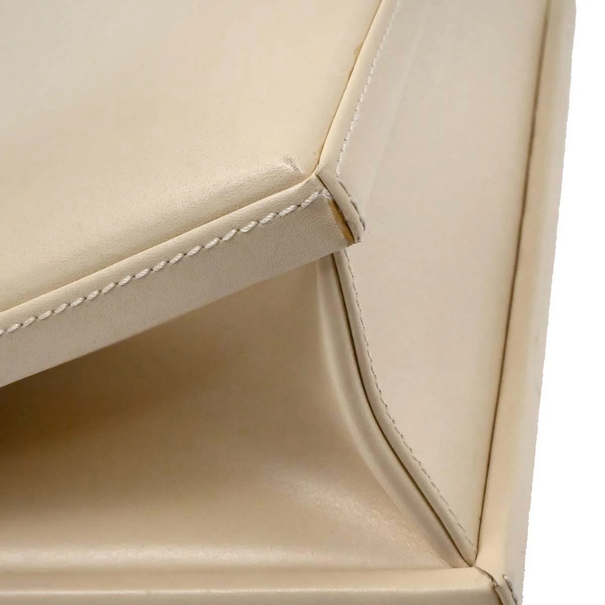 Loewe Ivory Leather Handbag - Image 6