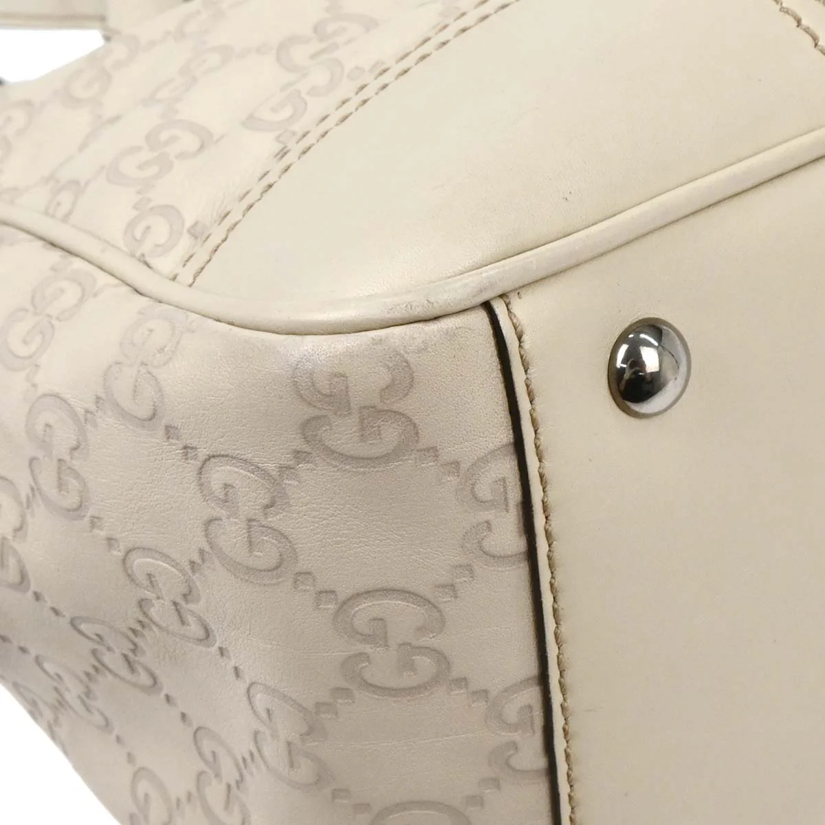 Gucci White Guccissima Handbag - Image 6