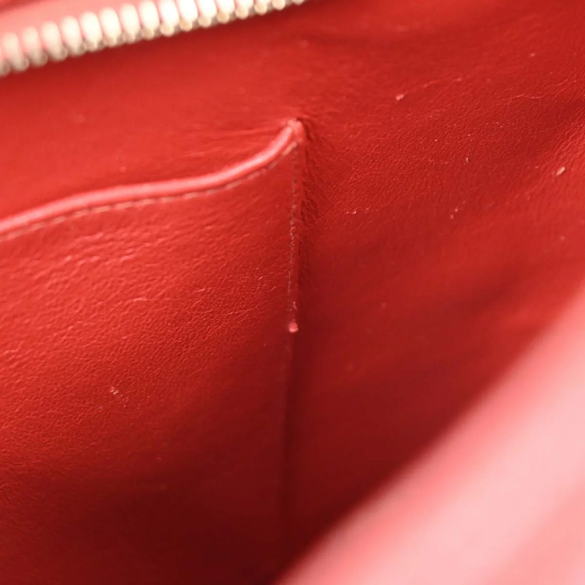 Chanel 2001-2003 Red Caviar Medallion Tote Handbag - Image 9