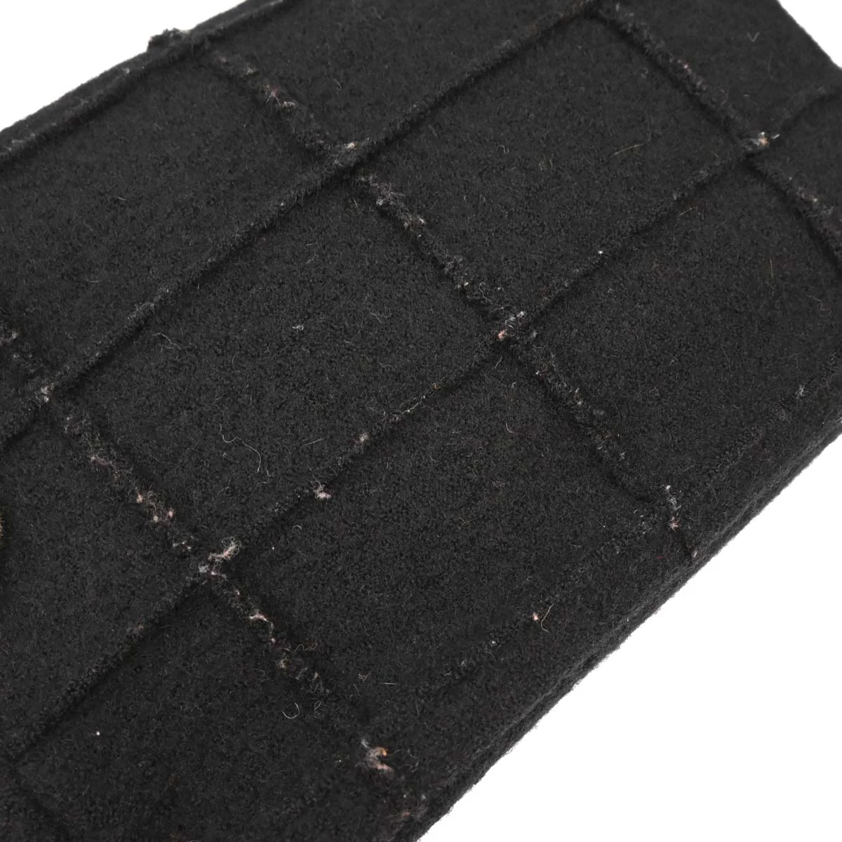 Chanel 1997-1999 Black Wool 2.55 Choco Bar Shoulder Bag - Image 4