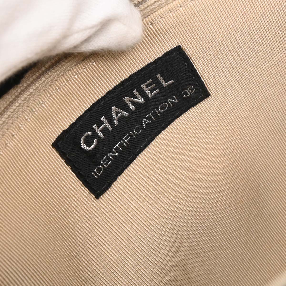 Chanel 1997-1999 Black Wool 2.55 Choco Bar Shoulder Bag - Image 7