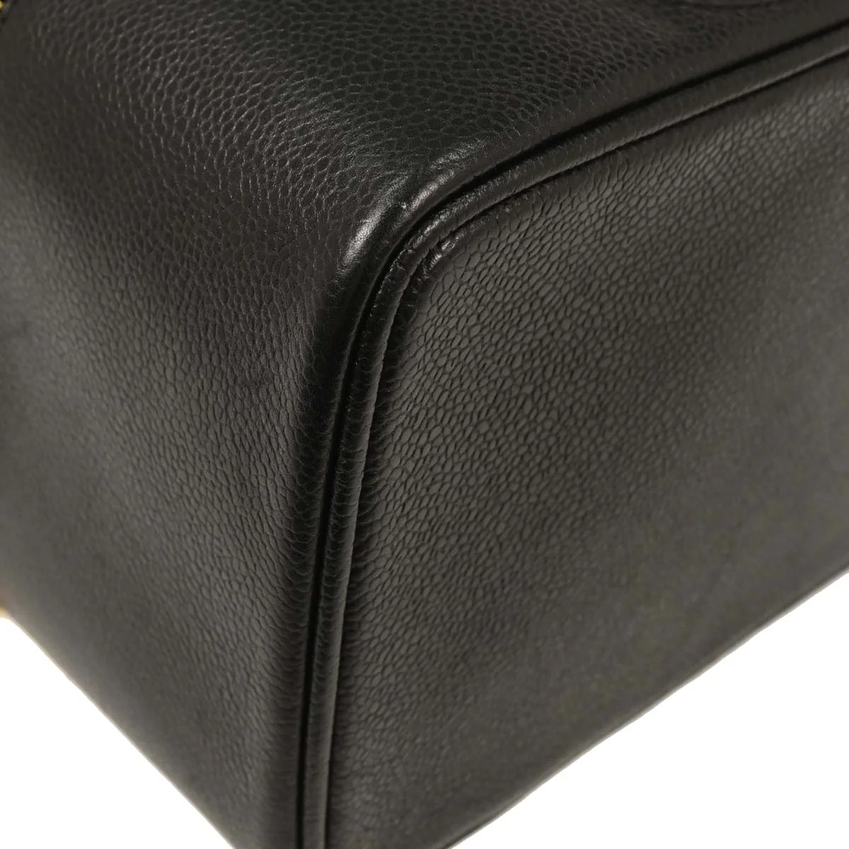 Chanel 1997-1999 Black Caviar Vanity Handbag - Image 6