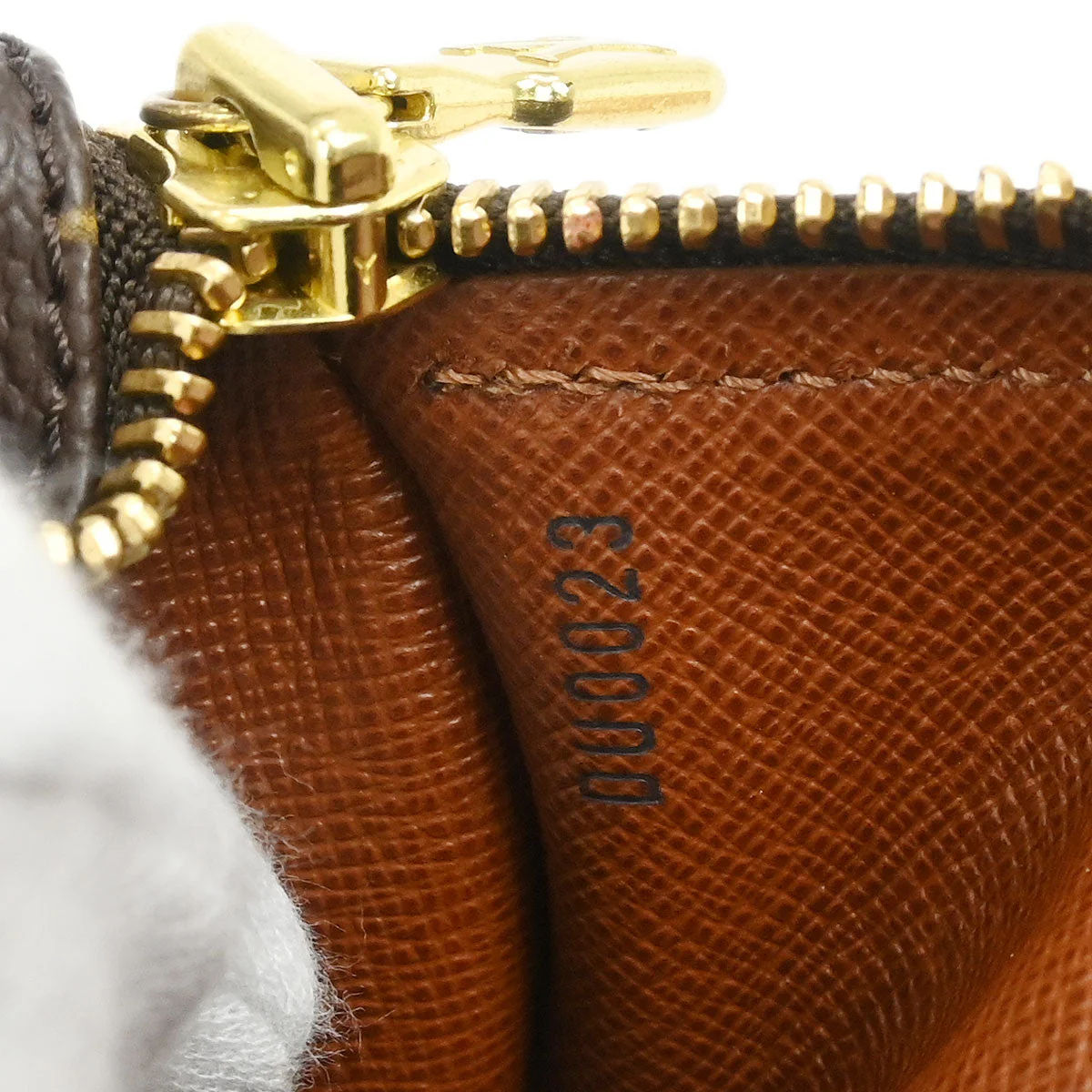 Louis Vuitton 2003 Monogram Papillon 19 Handbag M51389 - Image 10