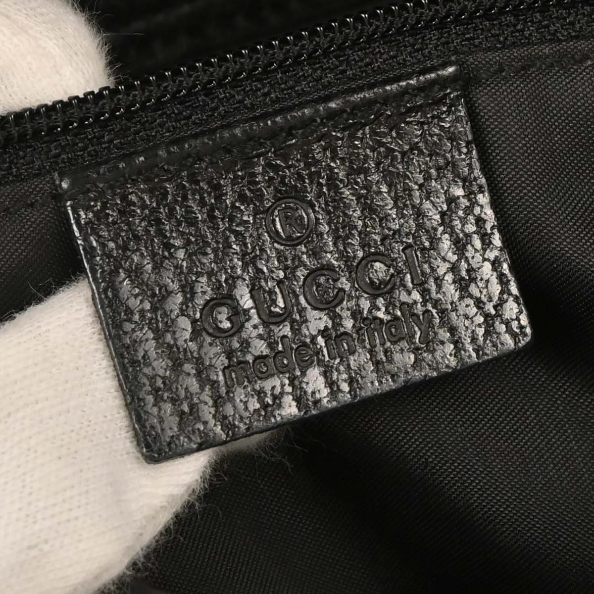 Gucci Black Nylon Handbag - Image 9