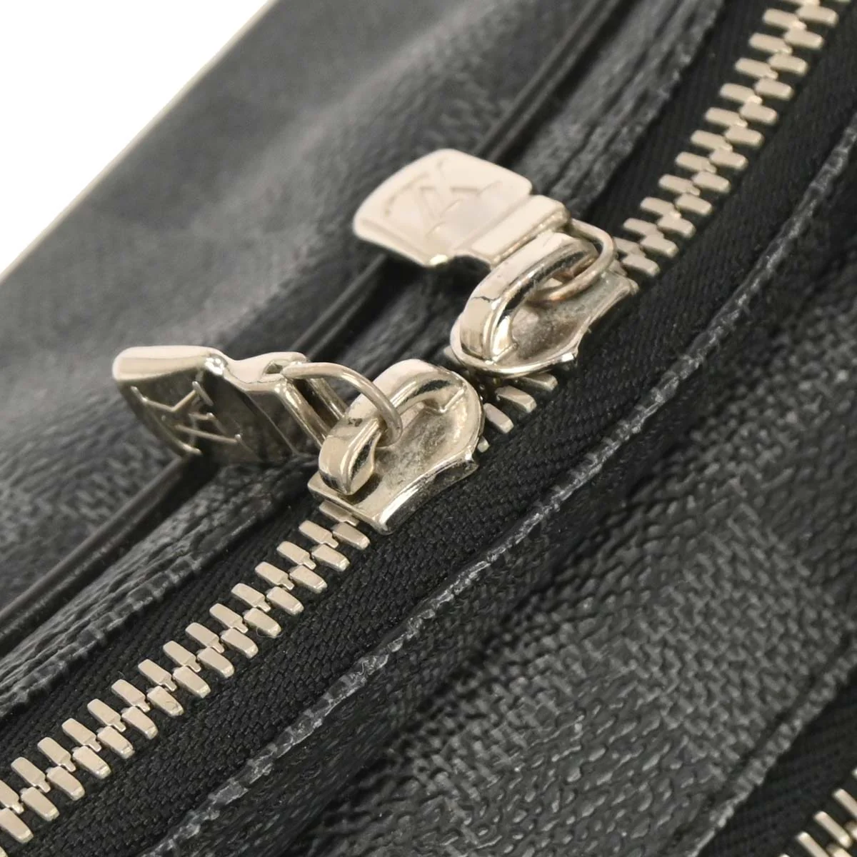 Louis Vuitton Damier Graphite Camera Bag N58027 - Image 4