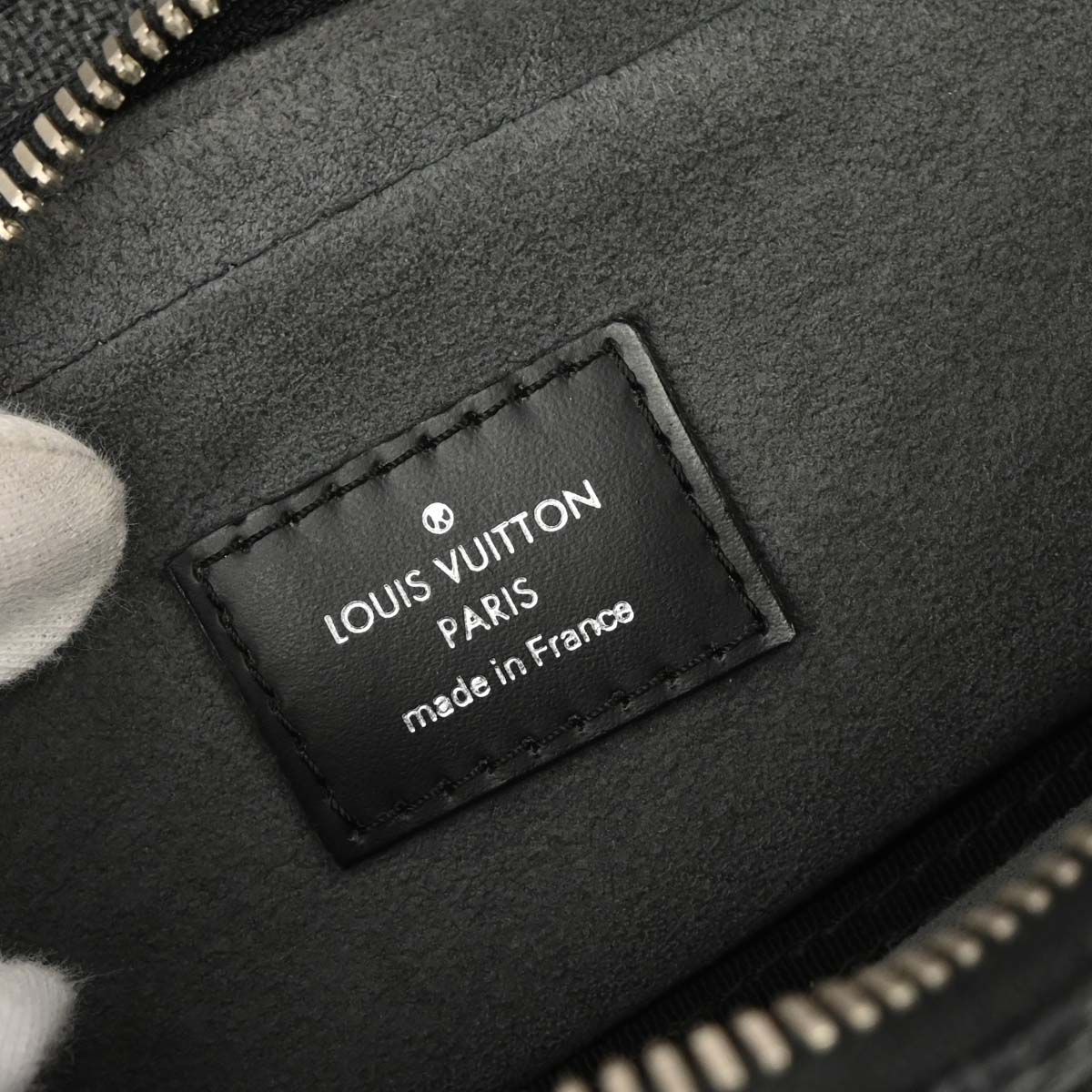 Louis Vuitton Damier Graphite Camera Bag N58027 - Image 9
