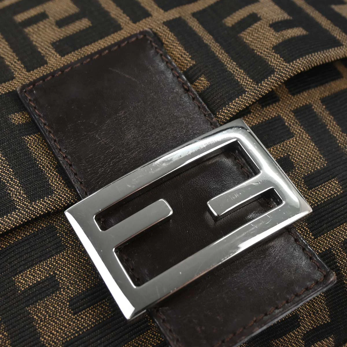 Fendi Brown Canvas Zucca Mamma Baguette Handbag - Image 6