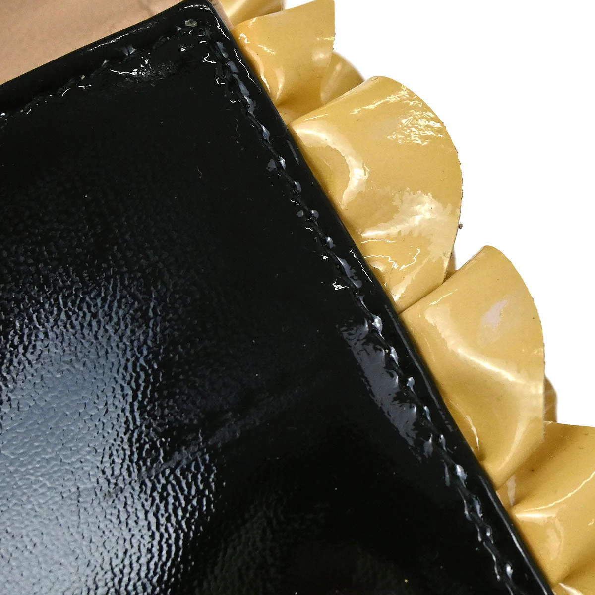 Miu Miu Black Patent Leather Wallet - Image 10