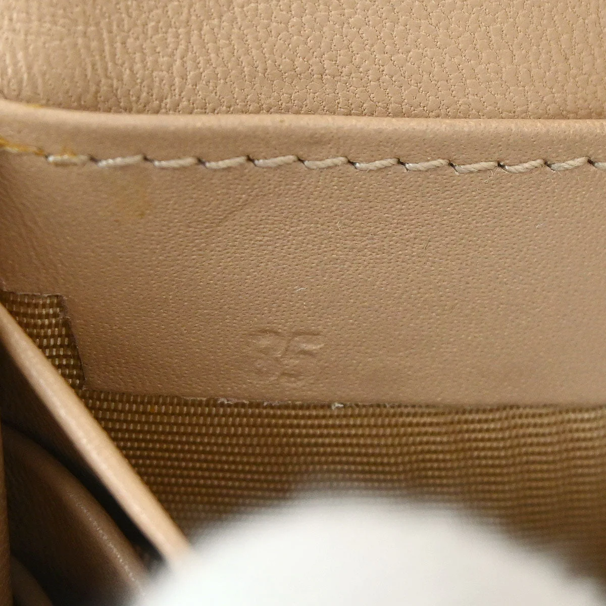 Miu Miu Black Patent Leather Wallet - Image 13