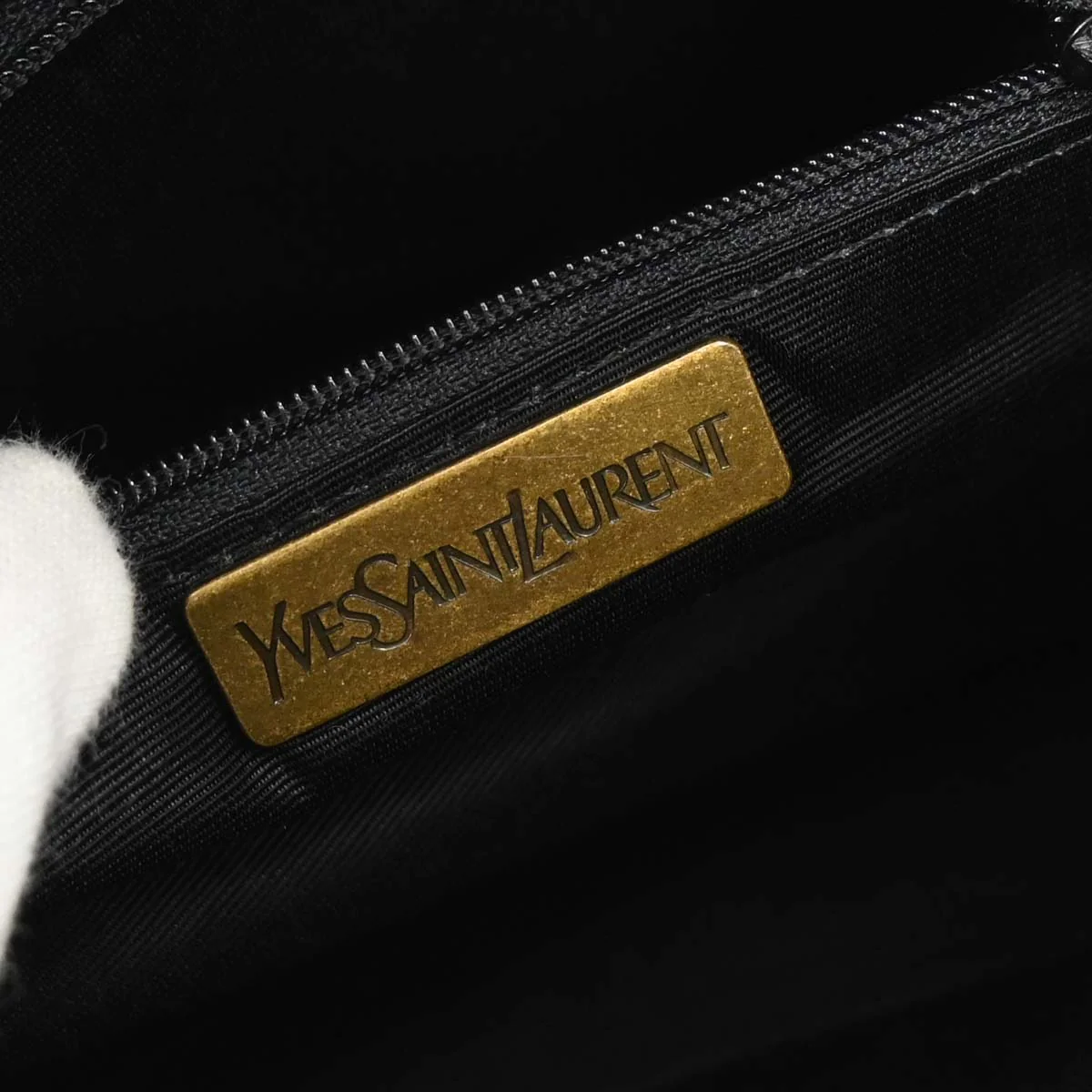 Yves Saint Laurent Black Handbag - Image 9