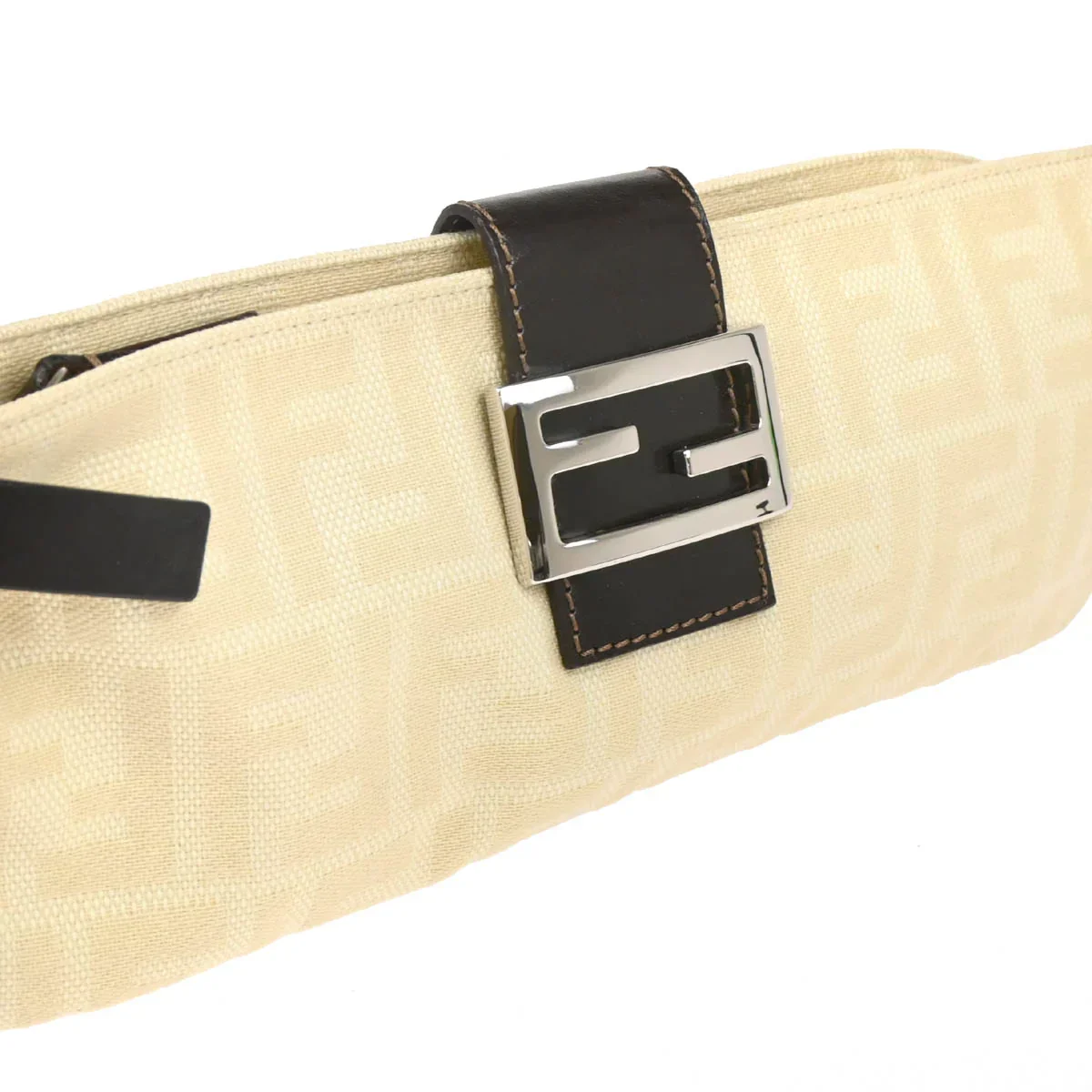 Fendi 2000 Ivory Zucca Shoulder Bag - Image 3