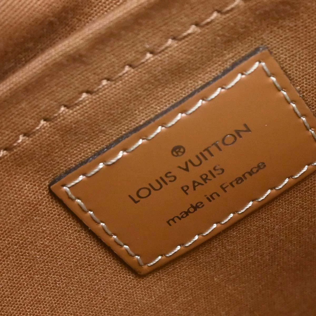 Louis Vuitton 2006 Brown Epi Passy PM Tote Handbag M5926I - Image 9