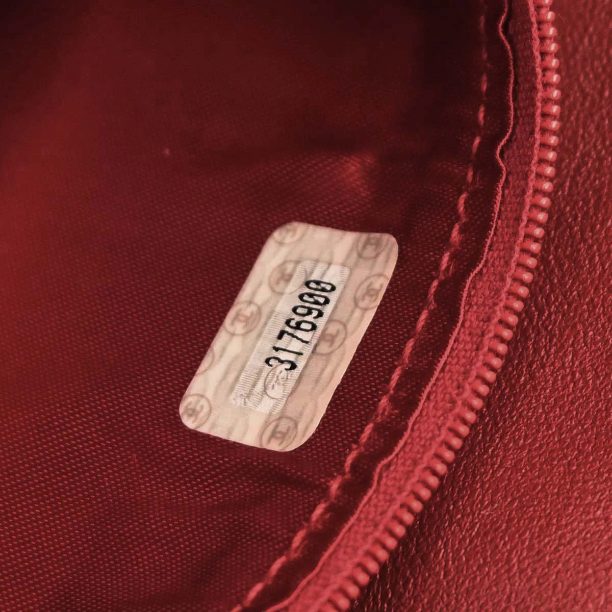 Chanel 1994-1996 Red Lambskin Shoulder Bag - Image 12