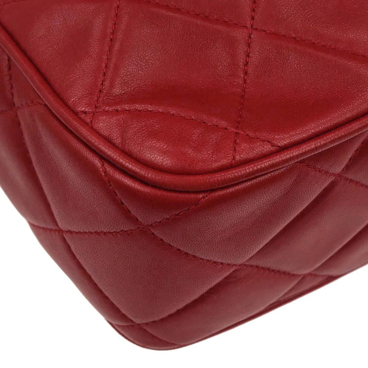 Chanel 1994-1996 Red Lambskin Shoulder Bag - Image 3