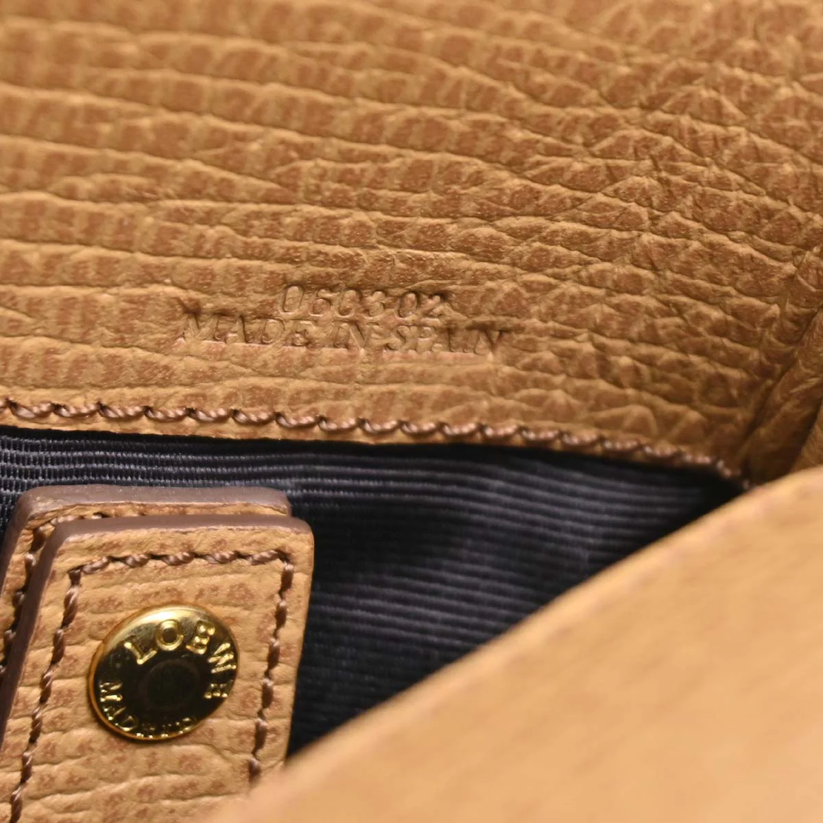 Loewe Beige Handbag - Image 10
