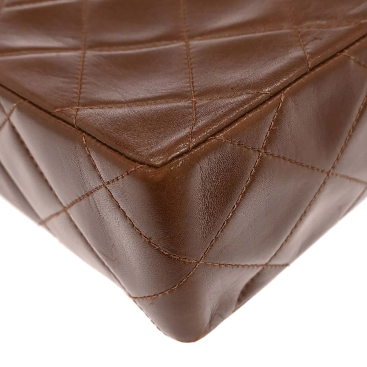 Chanel 1996-1997 Brown Lambskin Shoulder Bag - Image 4