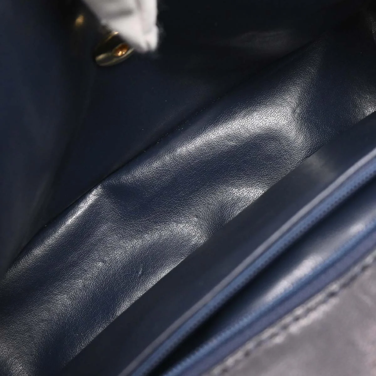 Chanel 1986-1988 Navy Lambskin Shoulder Bag - Image 8