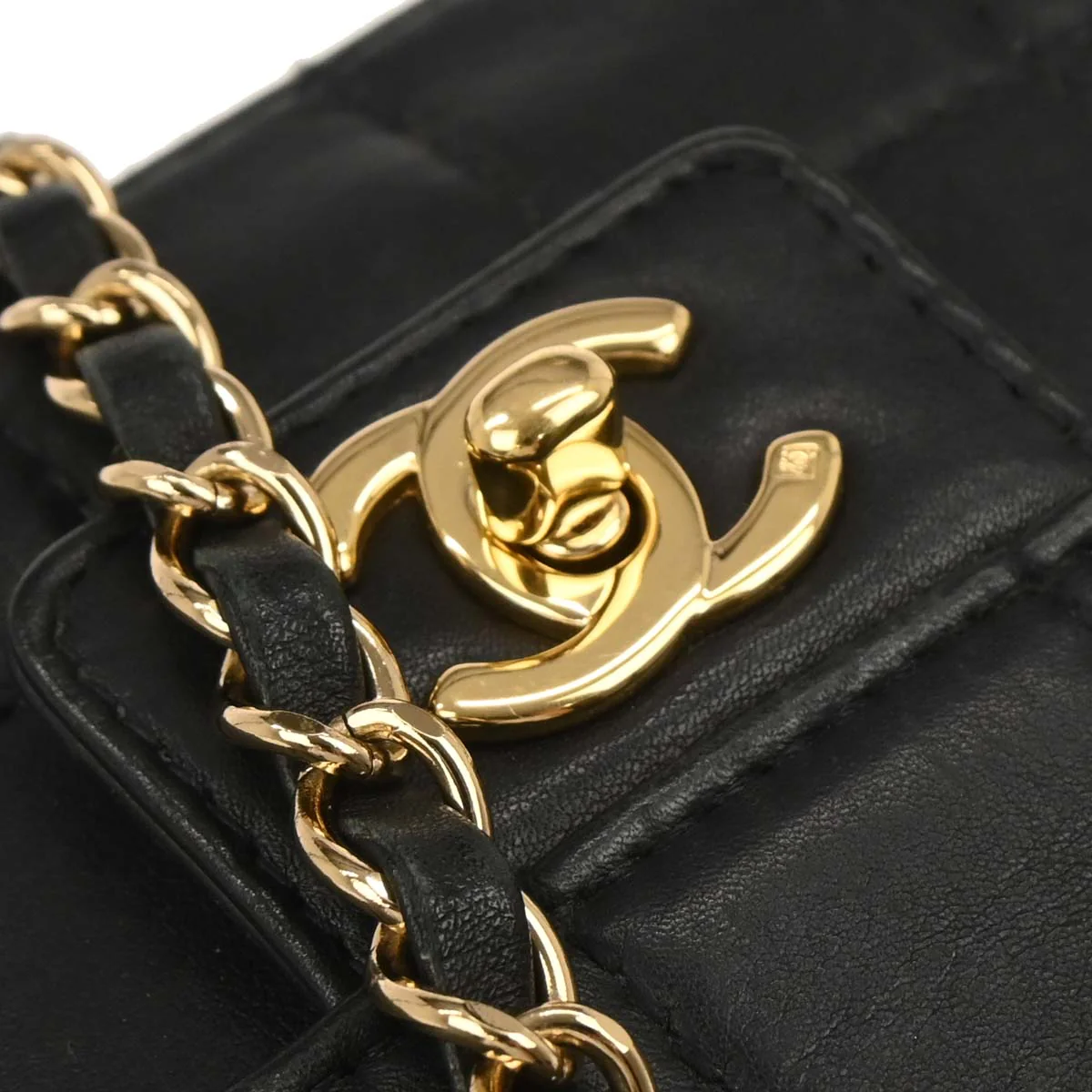Chanel 2001-2003 Black Calfskin Choco Bar Single Flap Shoulder Bag - Image 5