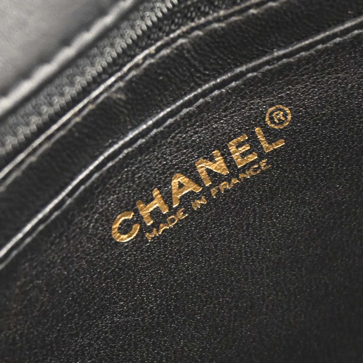 Chanel 2001-2003 Black Calfskin Choco Bar Single Flap Shoulder Bag - Image 9