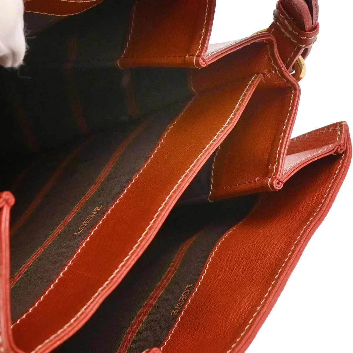 Loewe Vermilion Red Leather Shoulder Bag - Image 4