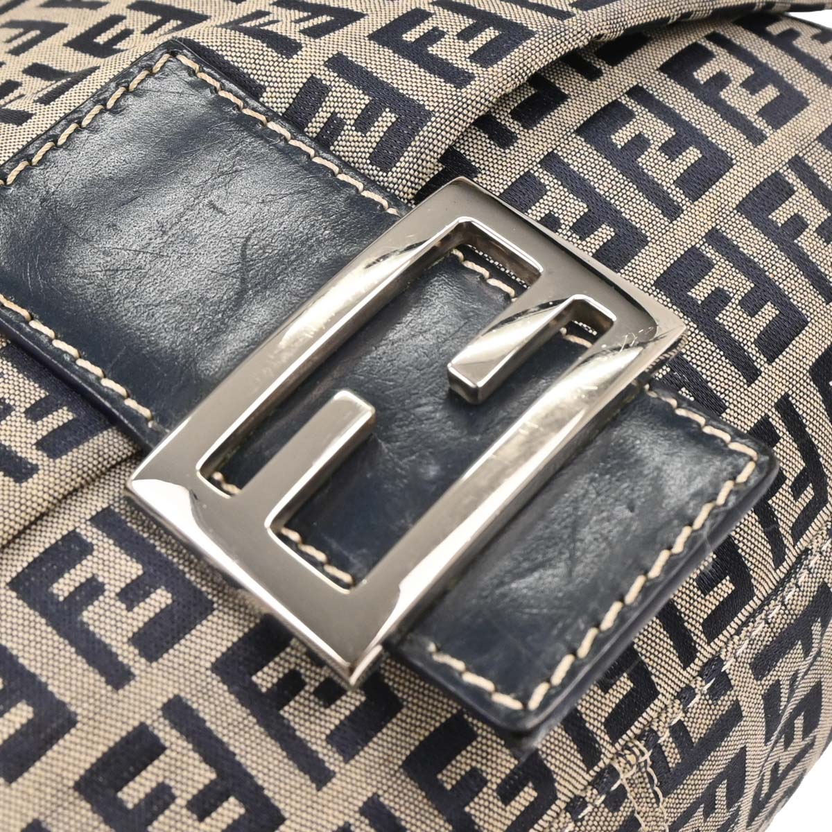 Fendi Gray Canvas Zucchino Mamma Baguette Handbag - Image 4