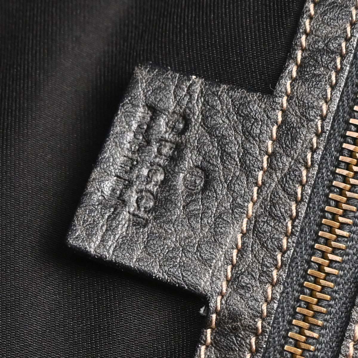 Gucci Gray Leather Handbag - Image 8